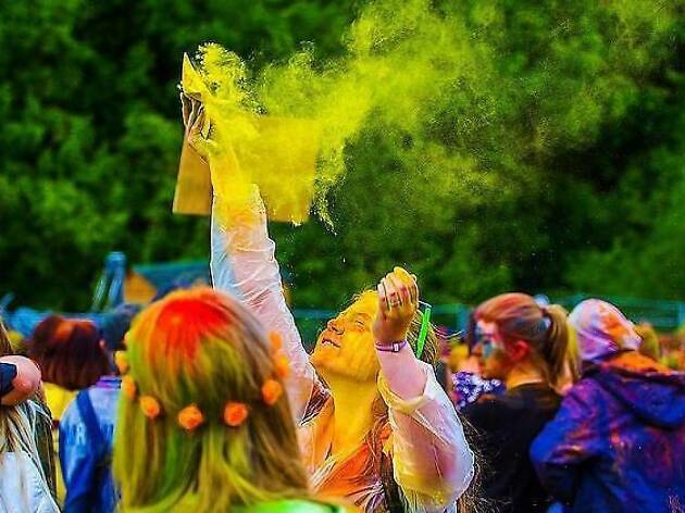 Holi Holi