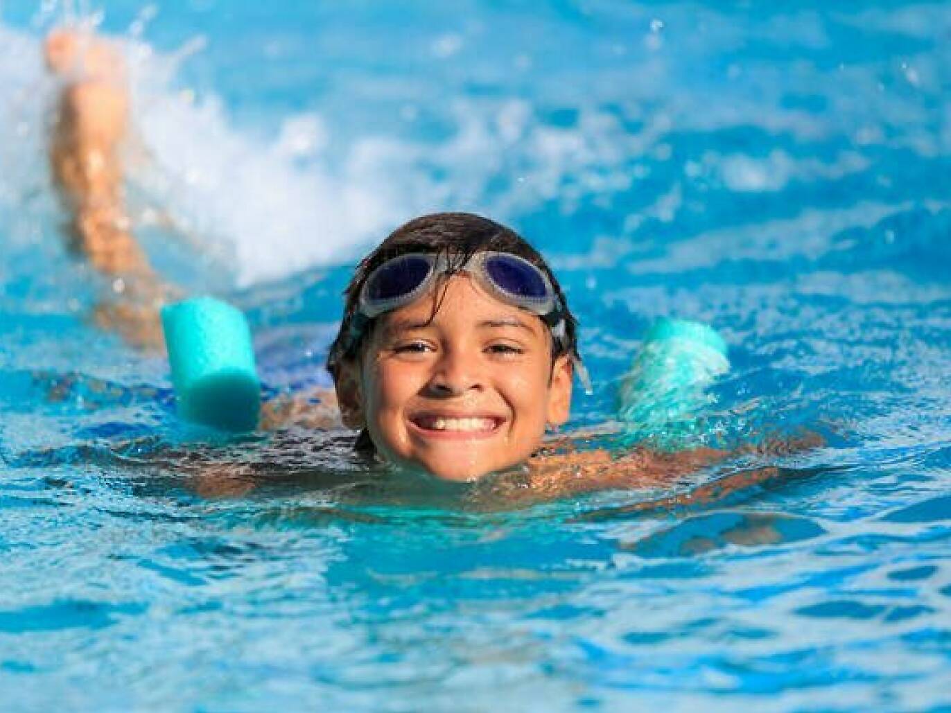 Best Swimming Lessons for Kids in NYC This Summer