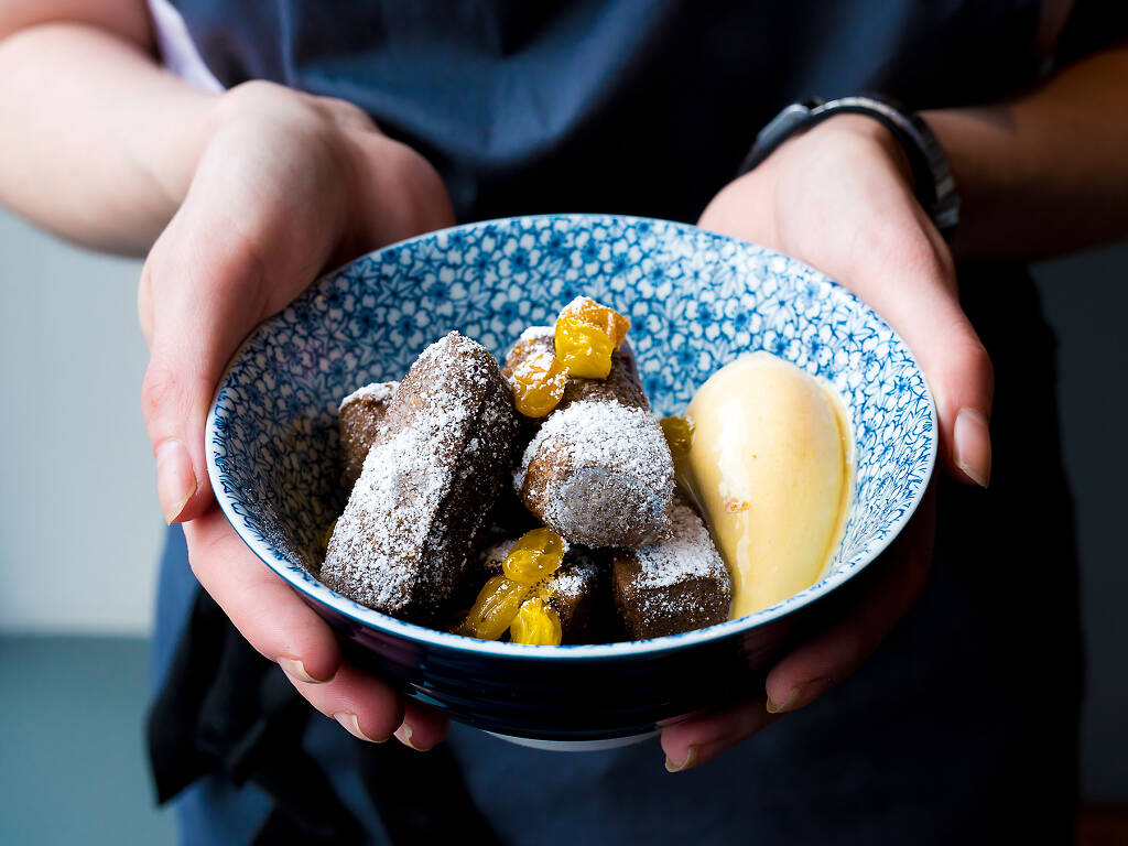 26 Best Restaurants in Manchester, By A Local Critic