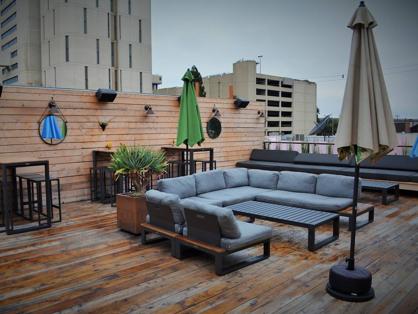 10-best-rooftop-bars-in-san-francisco-for-cocktails-and-views