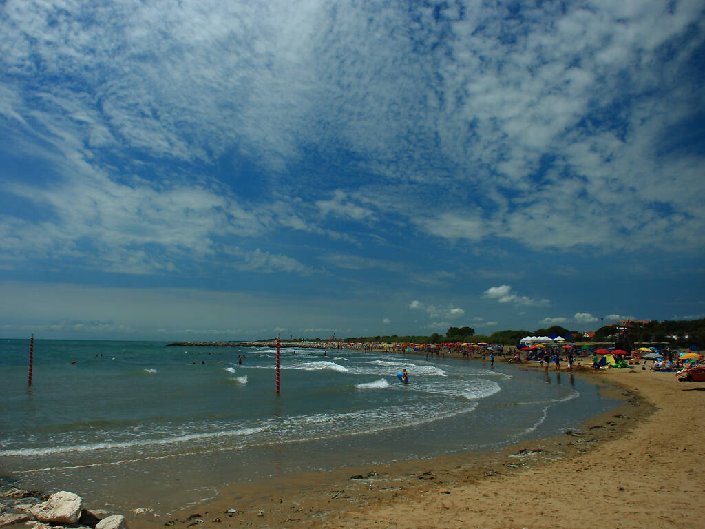 10 Best Beaches in Venice to Visit Right Now