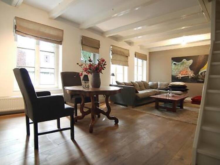 Fantastic old city centre apartment