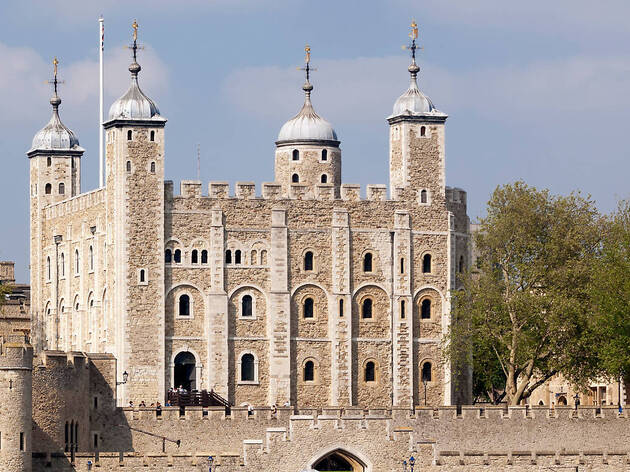 Tower of London Ticket with Crown Jewels Exhibition Tower of London Ticket with Crown Jewels Exhibition