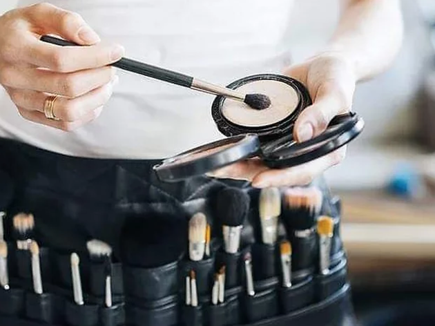 Makeup Artist Escola de Maquilhagem Profissional Makeup Artist Escola de Maquilhagem Profissional