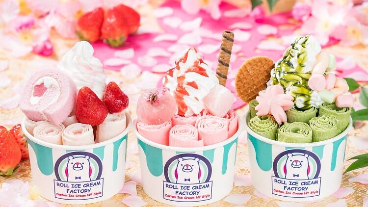 Roll Ice Cream Factory