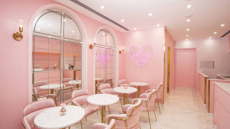 7 pink restaurants in Hong Kong to visit right now