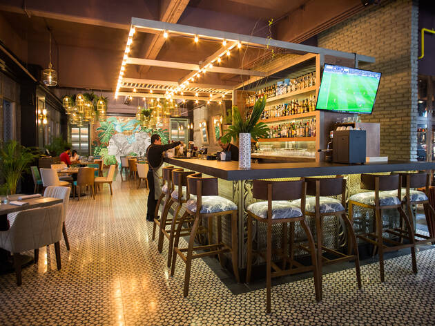 Treze con Z, cocina de mar y tierra a las brasas en Lomas Virreyes Treze con Z, cocina de mar y tierra a las brasas en Lomas Virreyes