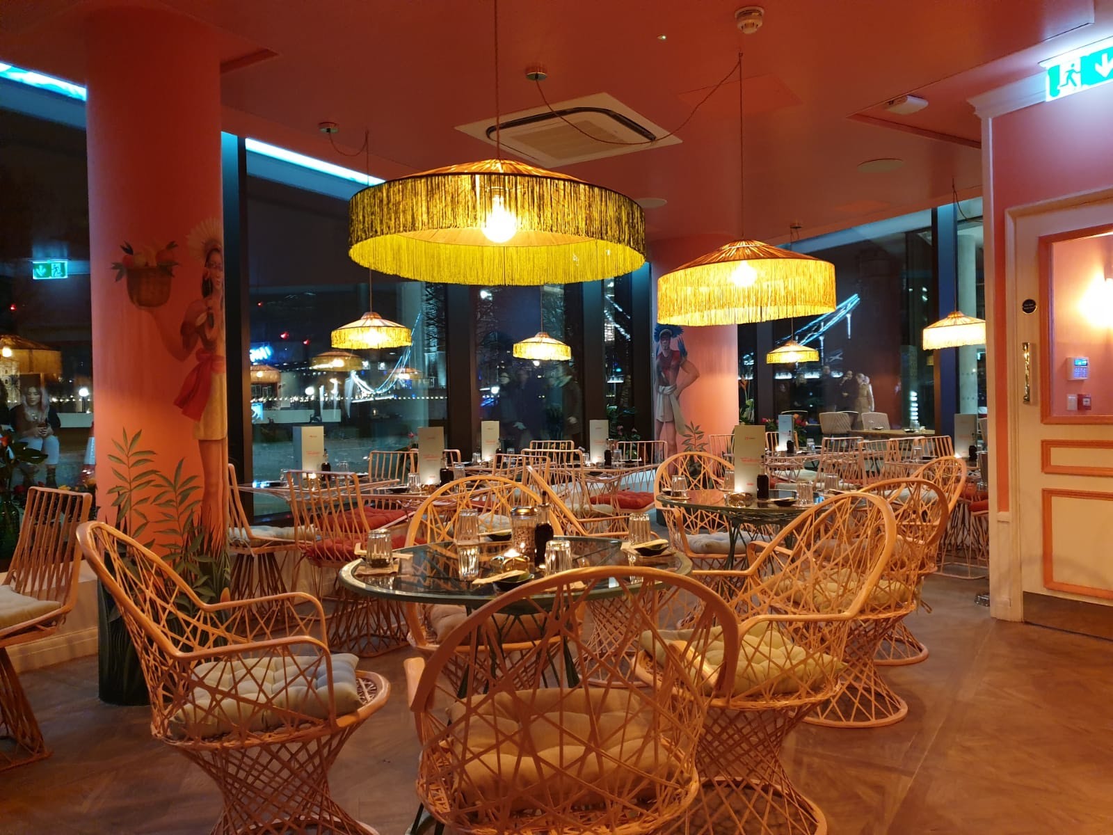 temakinho-tower-bridge-restaurants-in-tower-bridge-london