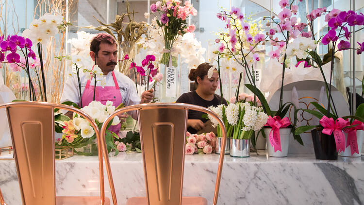 Flora Caffé es la cafetería rosada que necesitabas en tu Instagram