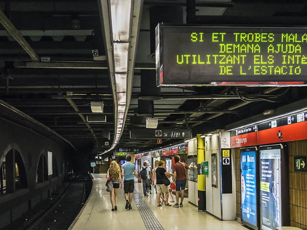 Així seran les noves pantalles futuristes del metro de Barcelona Pantalles Metro BCN