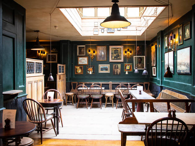 Lore of the Land | Bars and pubs in Fitzrovia, London