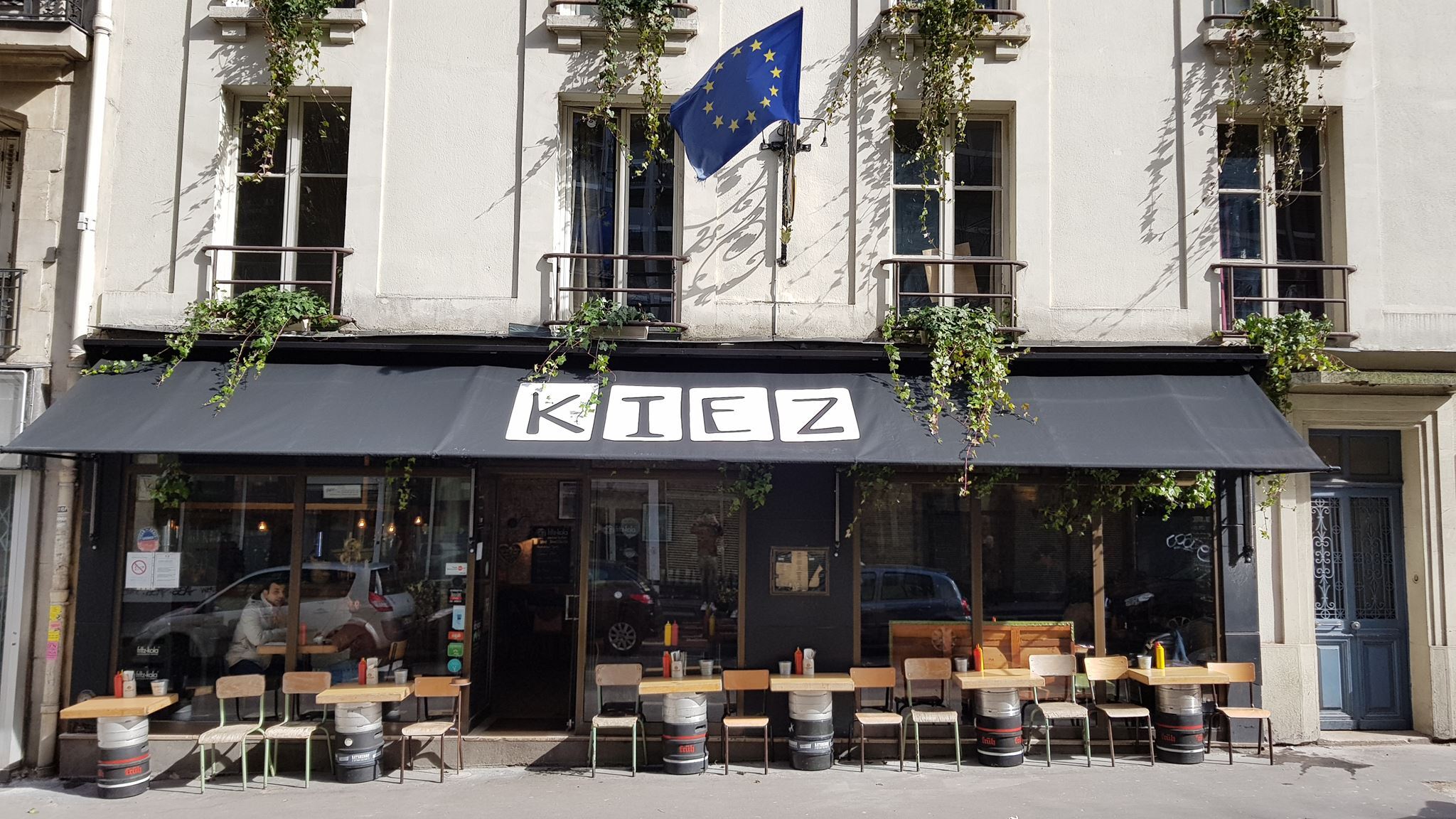 Kiez Biergarten | Bars à 18e arrondissement, Paris