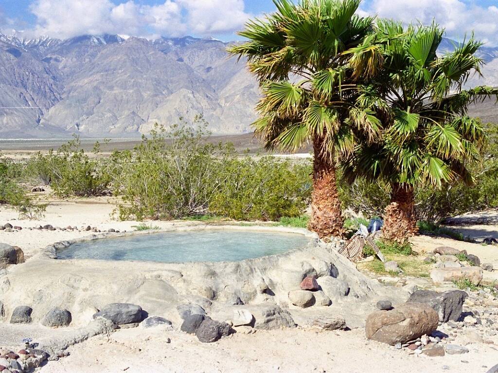 Best Hot Springs Near Los Angeles to Visit Right Now