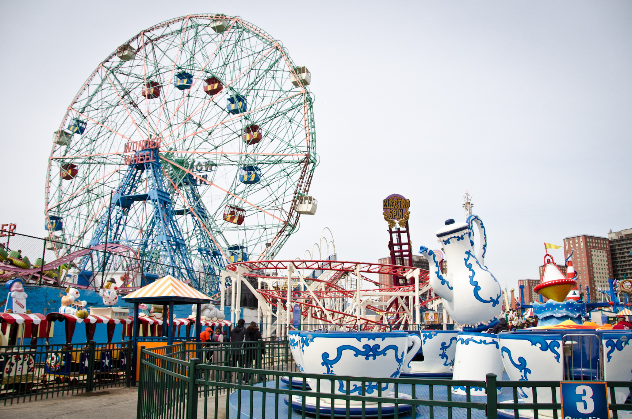 Deno's Wonder Wheel