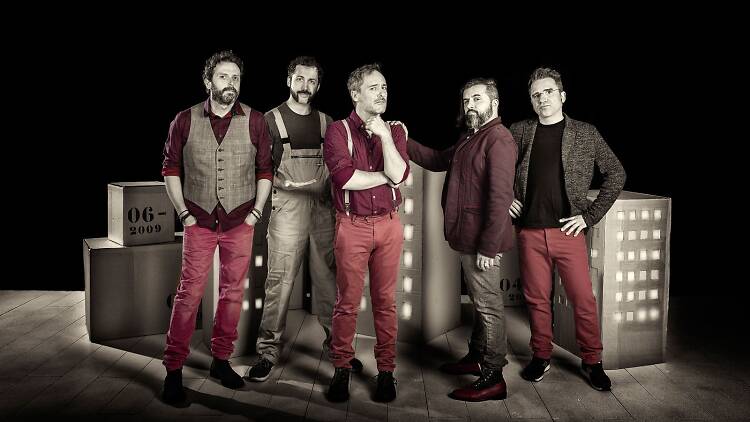 Love of Lesbian: Miralls i miratges Love of Lesbian: Miralls i miratges