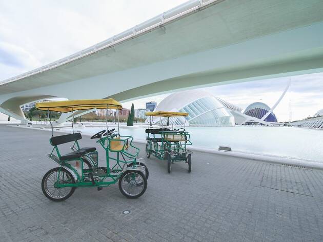 Bicis Ciudad artes y ciencias Bicis Ciudad artes y ciencias