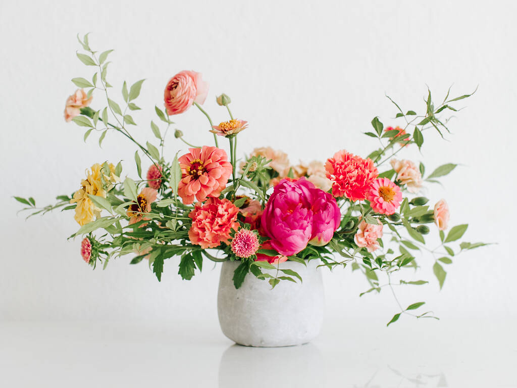 The 9 Best Online Flower Delivery Services in San Diego for 2024