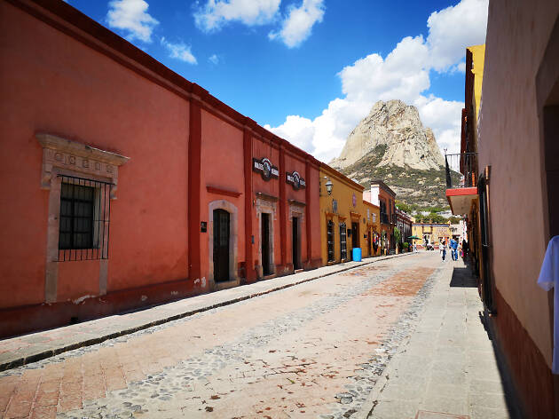 Peña de Bernal, Querétaro La Peña de Bernal en Querétaro
