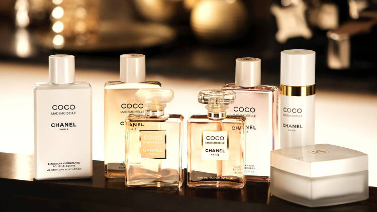 Perfume para el cabello de Chanel con COCO MADEMOISELLE 