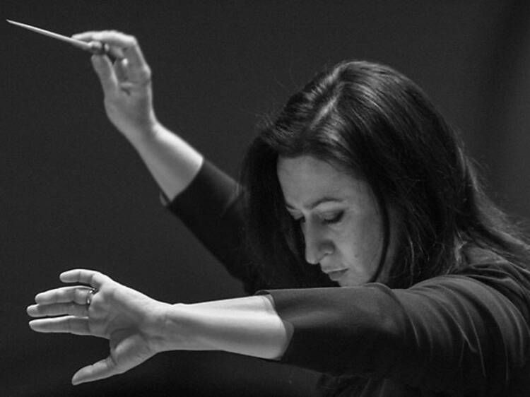 Simone Young dirige Perianes con Schubert y Brahms