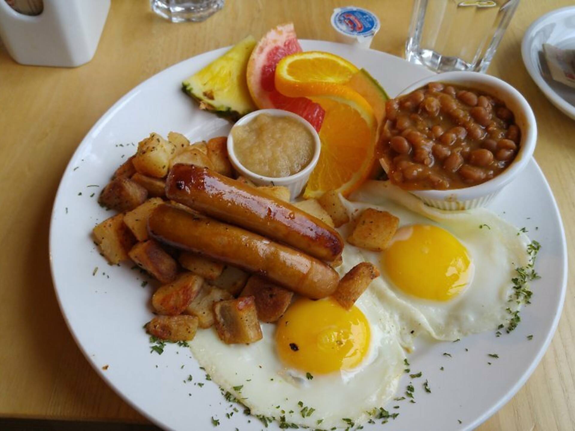 Where to Eat the Best Breakfast in Montreal, Day or Night