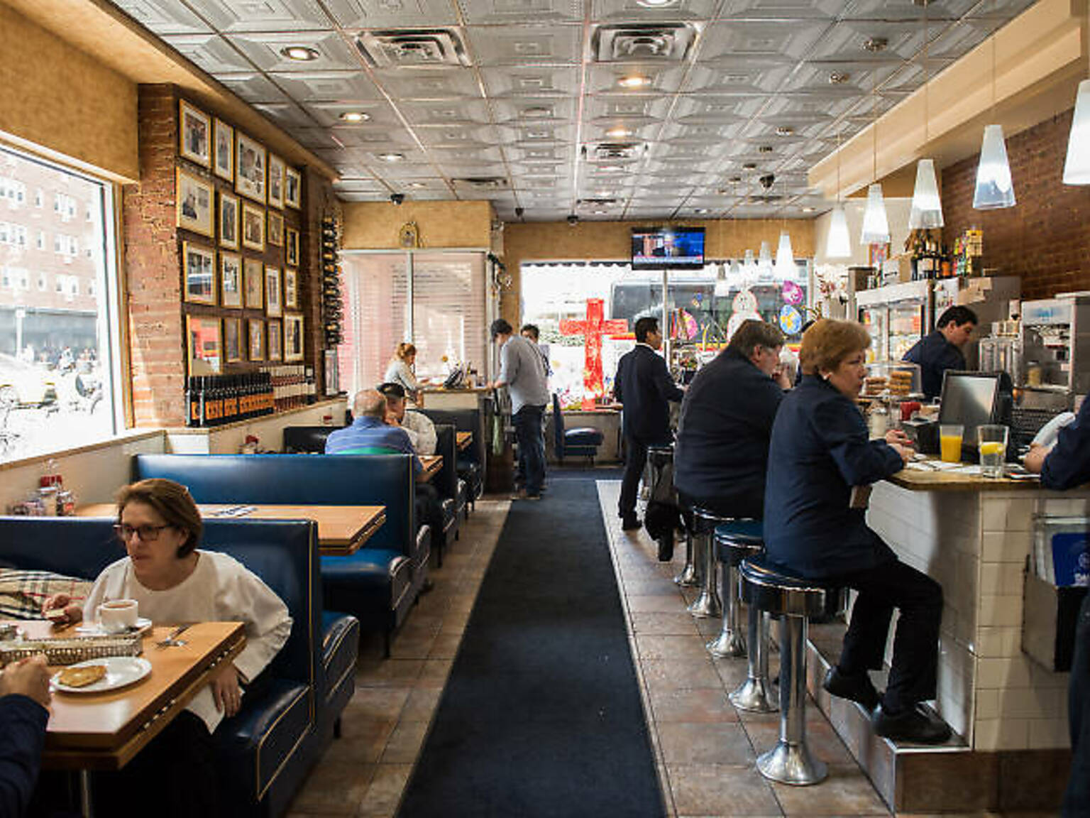 The 40 best New York mom and pops
