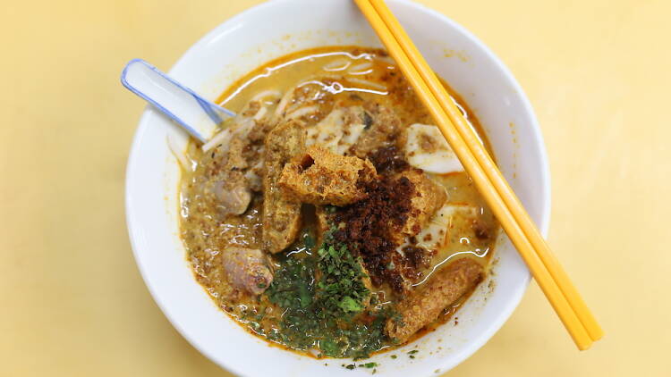 Join the queue at Lik Ming Laksa