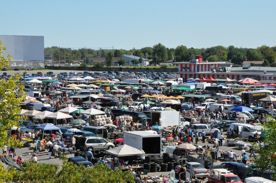 Best Montreal Flea Markets to Hunt for Vintage and Antique Goods