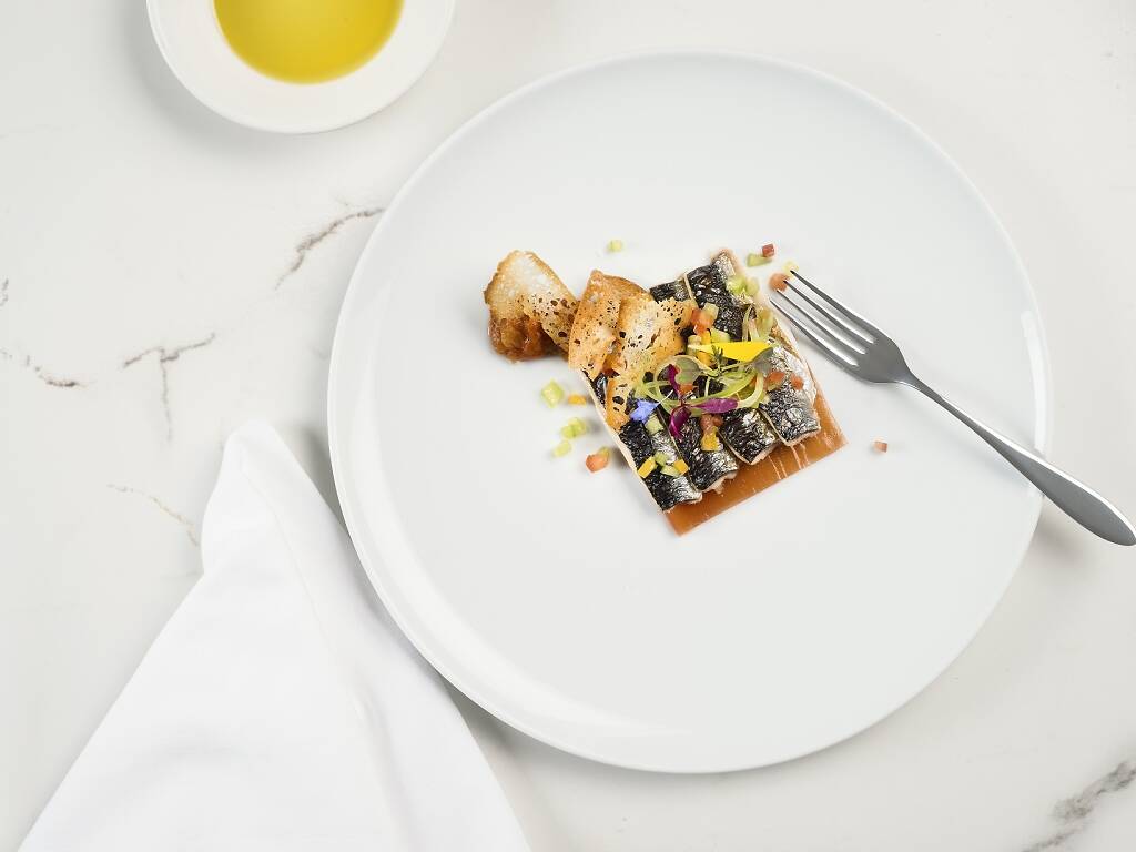 33 Best Downtown Montreal Restaurants To Try Right Now