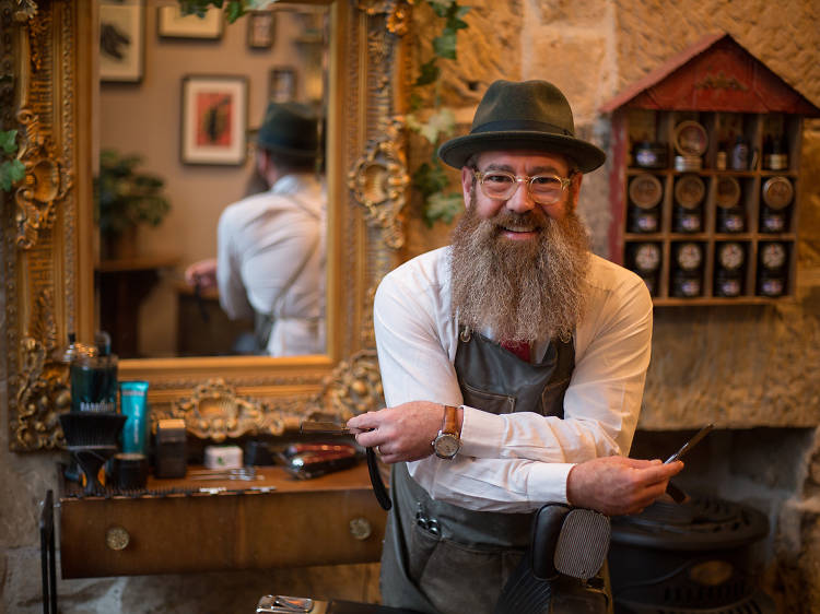 What’s it really like being a barber in Finnieston, Glasgow?