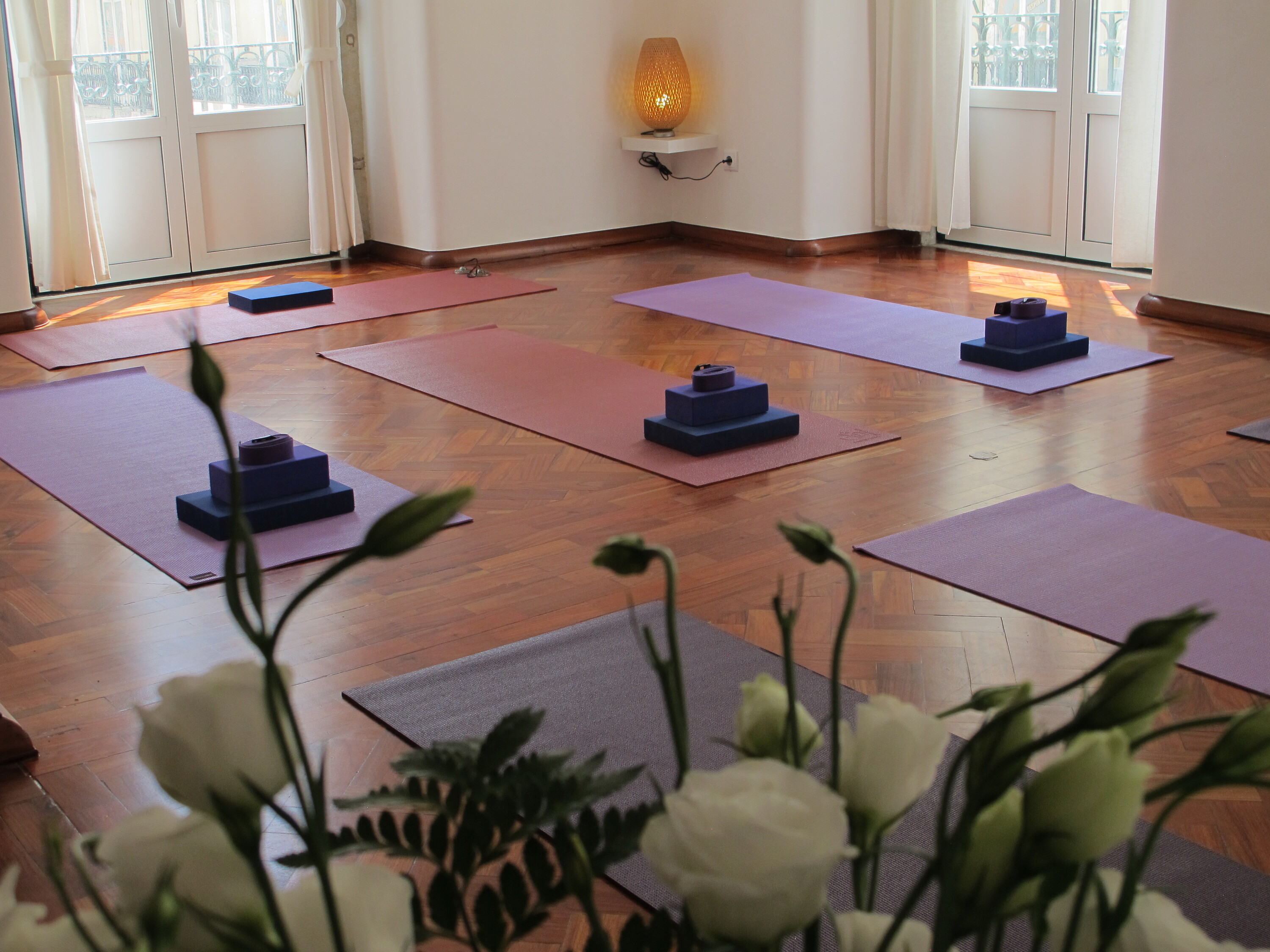 Lisboa os melhores sítios para praticar yoga