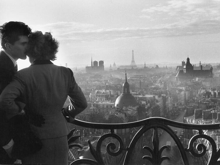 Les amoureux de la Bastille, Willy Ronis 