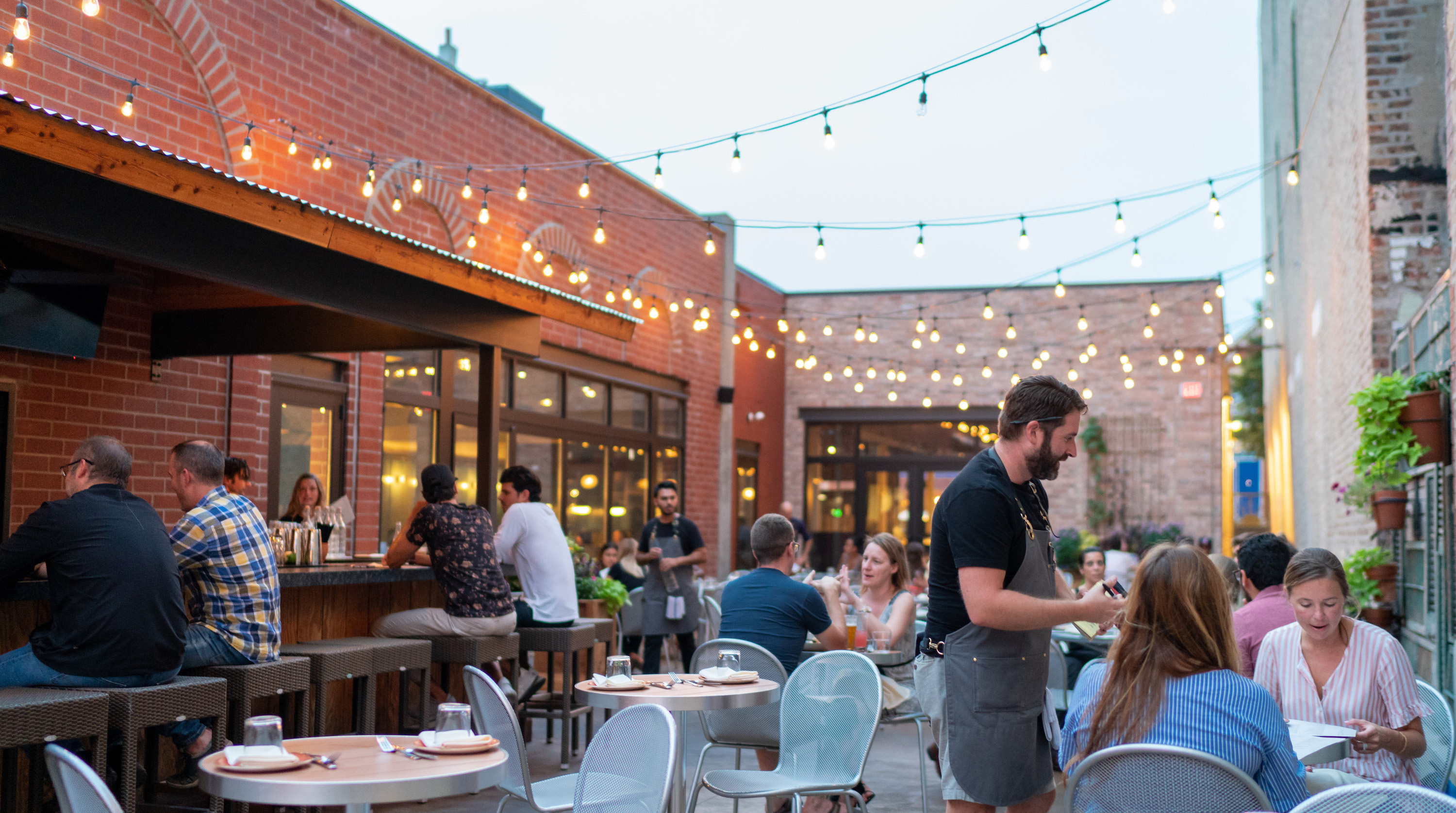 19 Best Outdoor Restaurants Patios And Cafes In Chicago