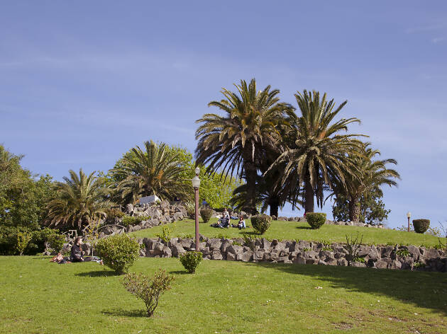 07. No te pierdas la puesta de sol sobre el césped del Jardín Morro 07. No te pierdas la puesta de sol sobre el césped del Jardín Morro