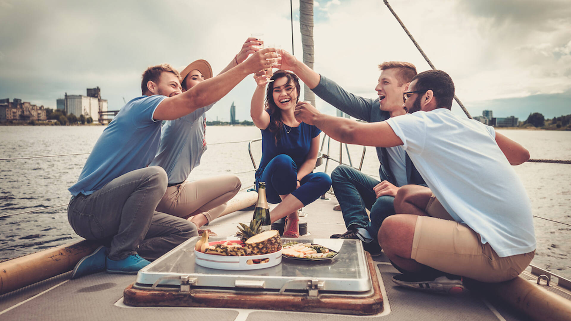 10 Best Corporate Team Bonding Activities in Singapore