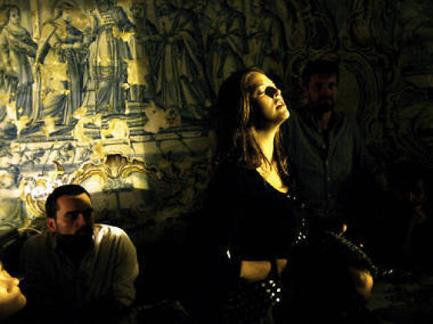 18. Escuchar Fado en Mesa de Frades 18. Escuchar Fado en Mesa de Frades