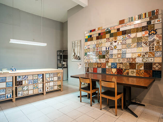 20. Llévate un azulejo portugués visitando Cortiço y Netos 20. Llévate un azulejo portugués visitando Cortiço y Netos