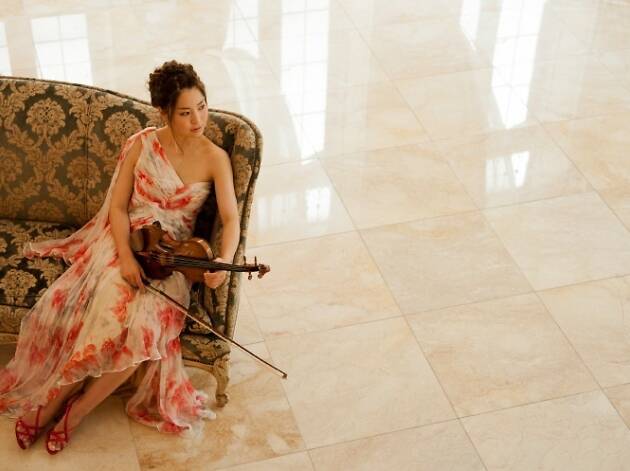 A violinista japonesa Mayuko Kamio A violinista japonesa Mayuko Kamio