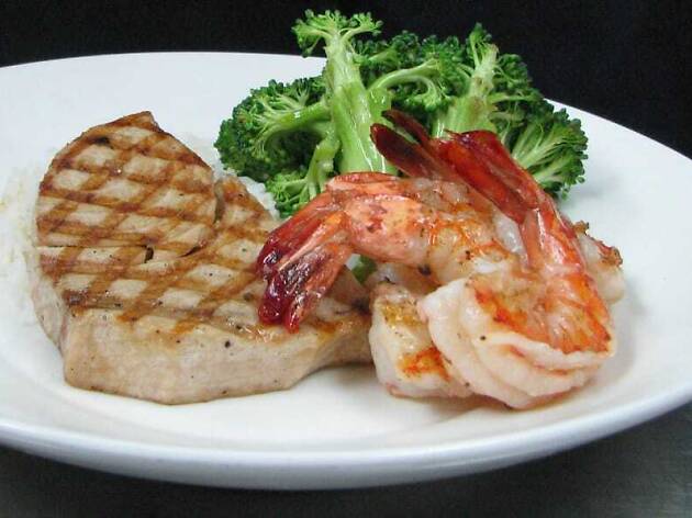 Legal Sea Foods Kendall Square Restaurants In Sq Boston Legal Sea Foods Kendall Square