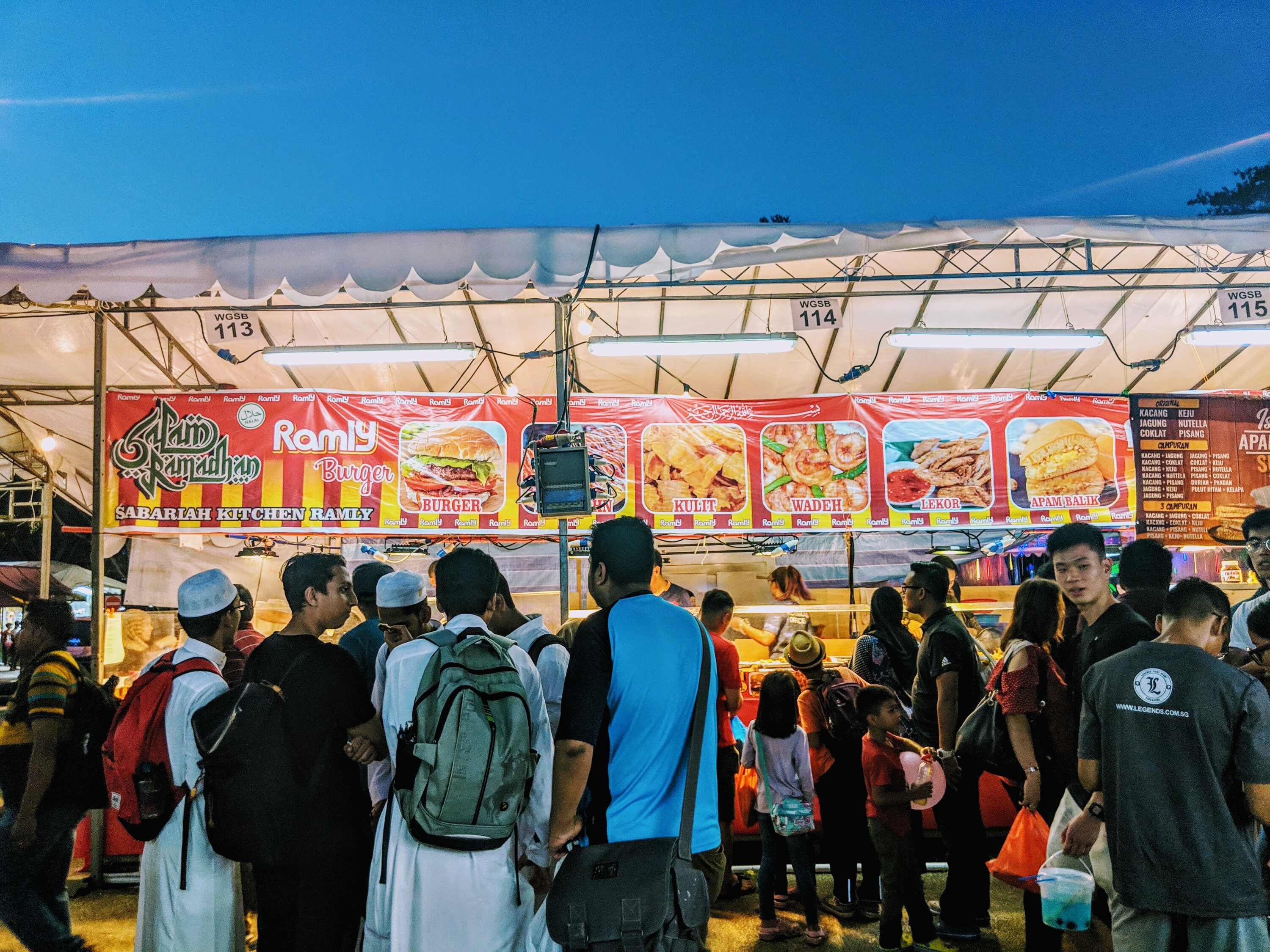 7 Snacks To Try At The Geylang Serai Ramadan Bazaar