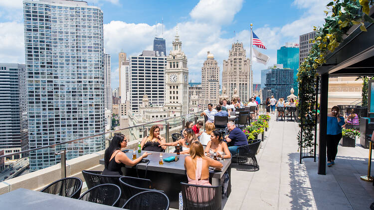 LH Rooftop at LondonHouse Chicago