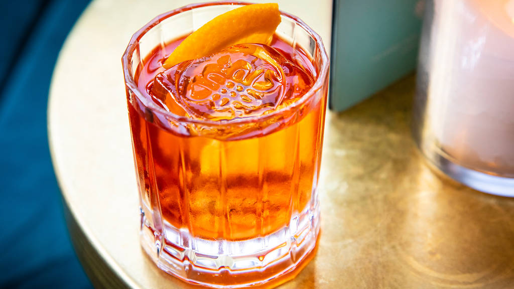 Heads + Tails Bars and pubs in West Hampstead, London