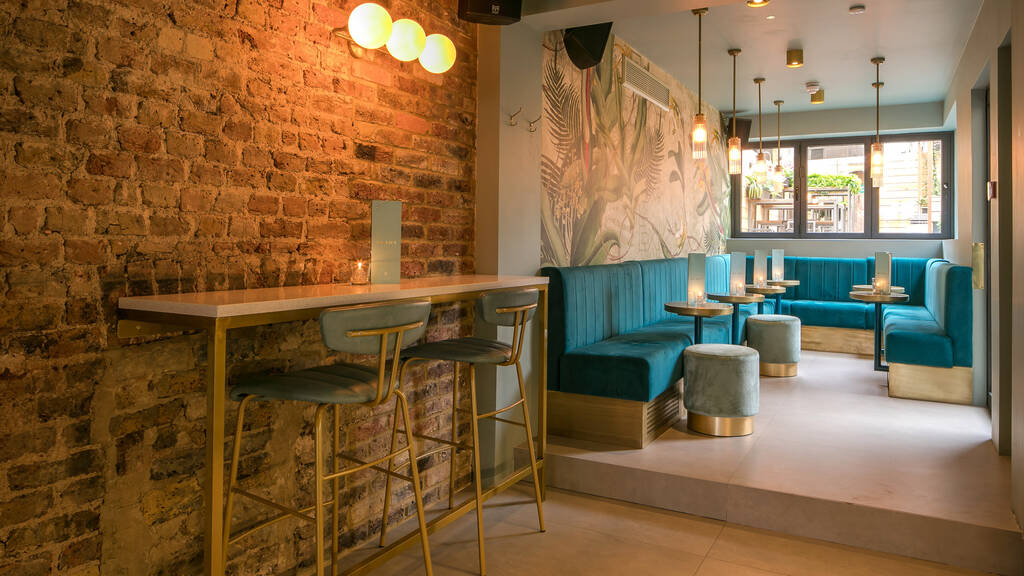 Heads + Tails Bars and pubs in West Hampstead, London