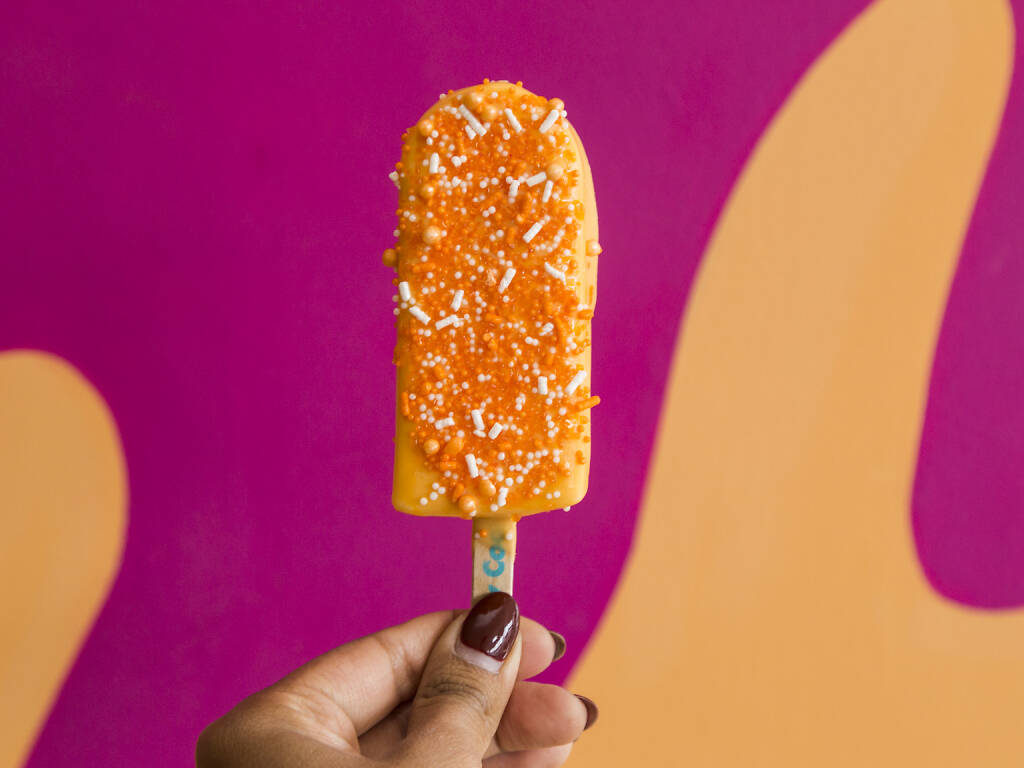 27 Best Ice Cream Shops in Chicago For A Frozen Treat