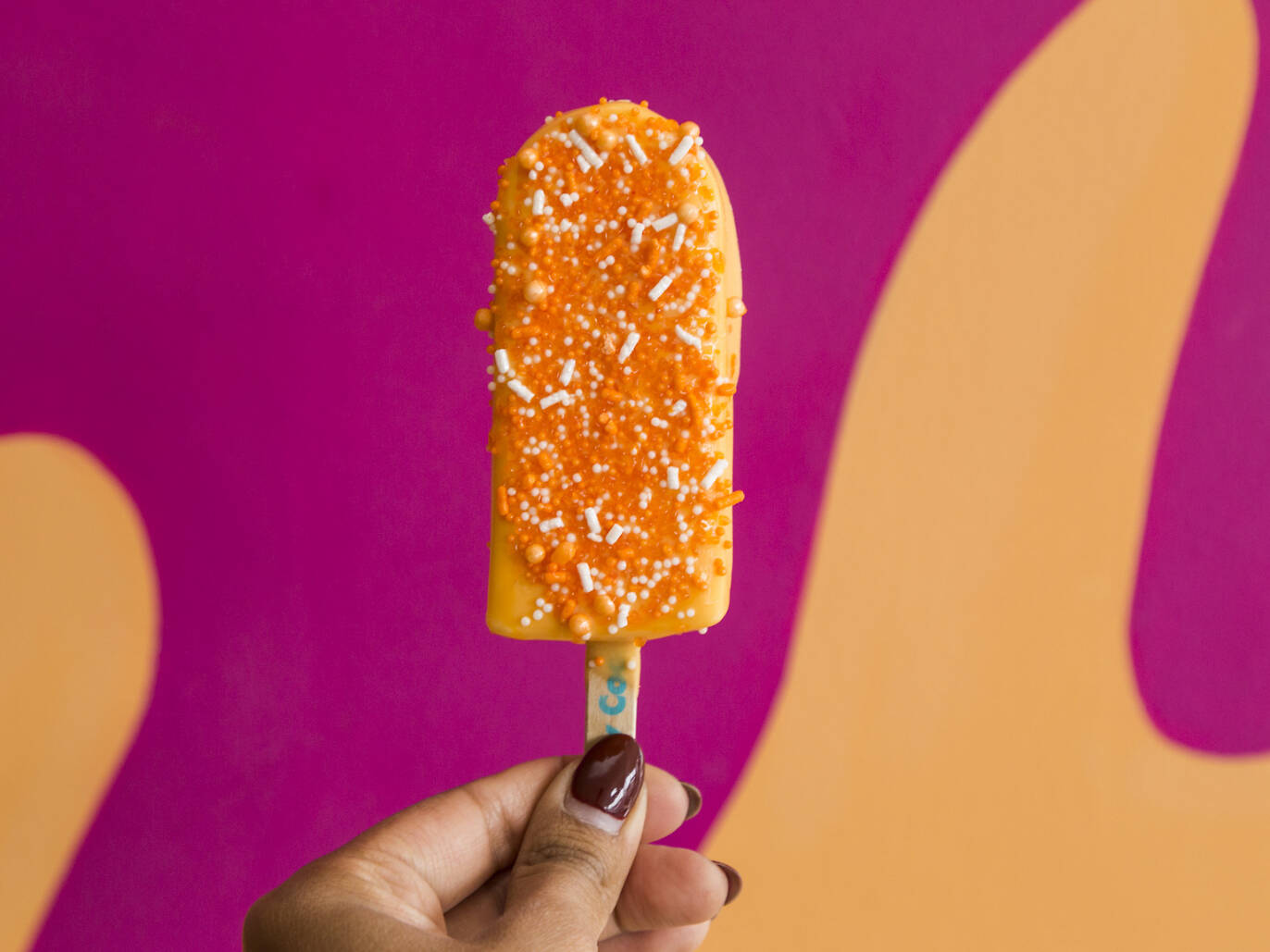 27 Best Ice Cream Shops in Chicago For A Frozen Treat