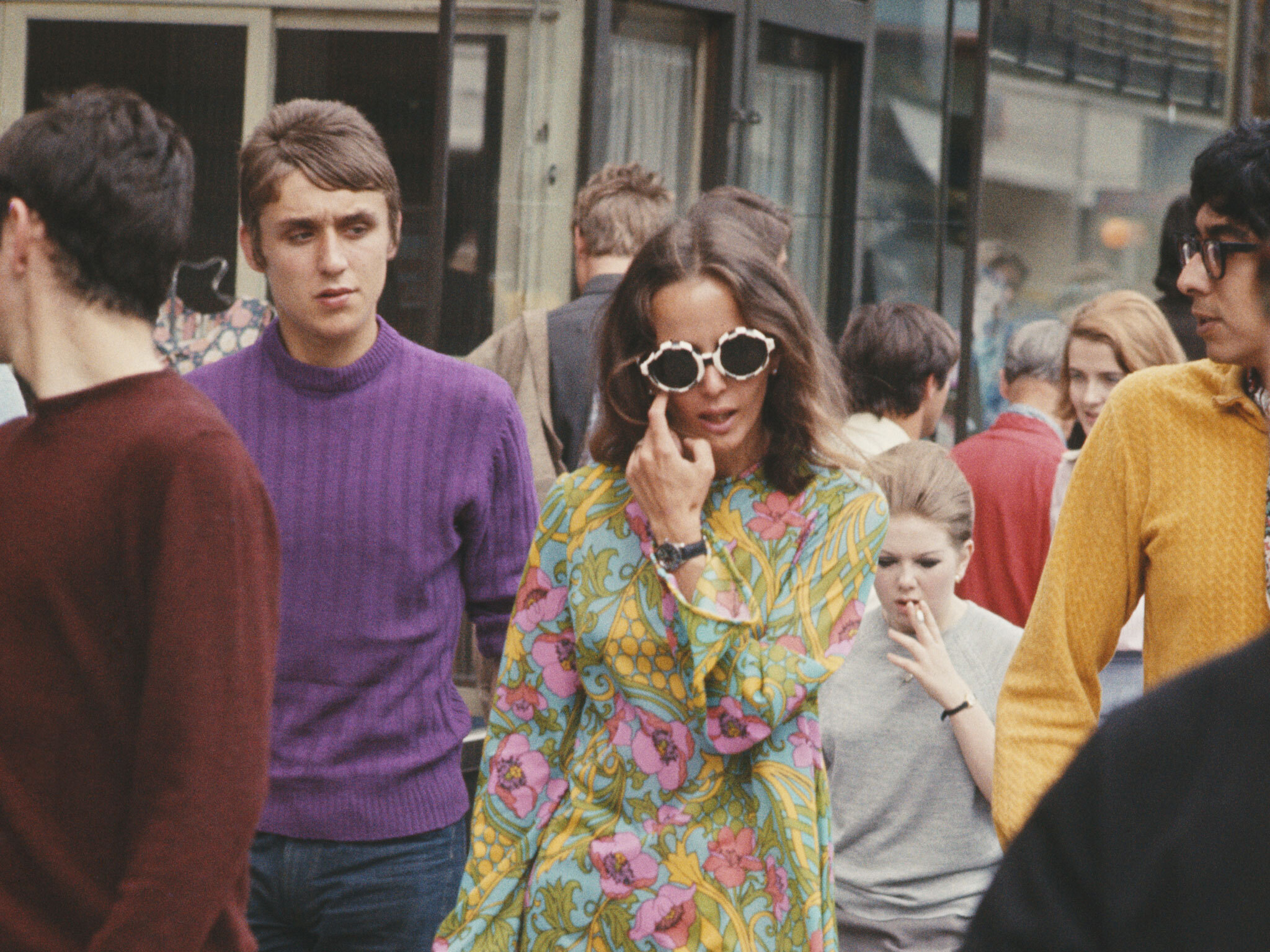 black tie sunglasses