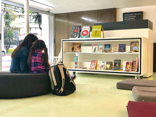 Sala de Arte Público Siqueiros Sala de Arte Público Siqueiros