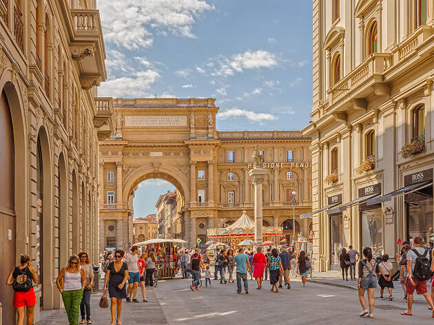 Florence Italy Streets - Silent City Startling Images Of Florence Italy ...