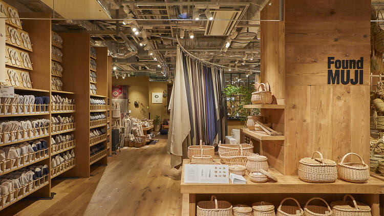 MUJI HOTEL GINZA & Global Flagship Store - Ginza, Tokyo - Japan Travel