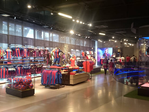 El Barça obrirà una macrobotiga en un edifici protegit de la Rambla Botiga Barça Store